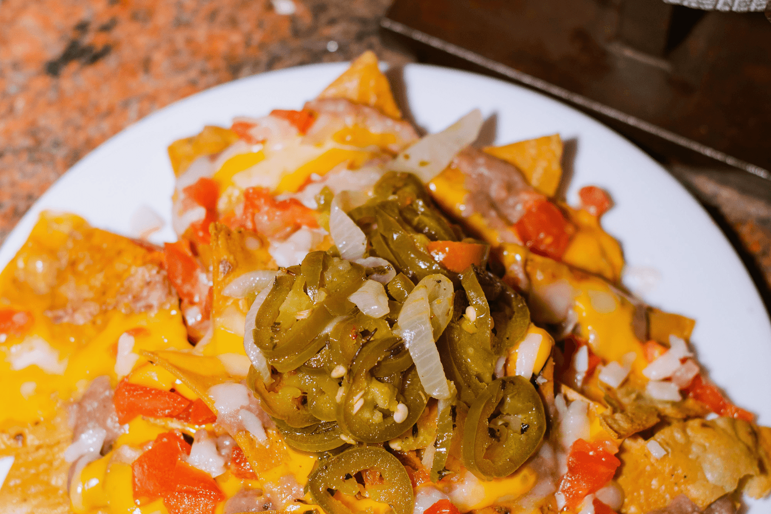 Loaded nachos met kip en cheddar